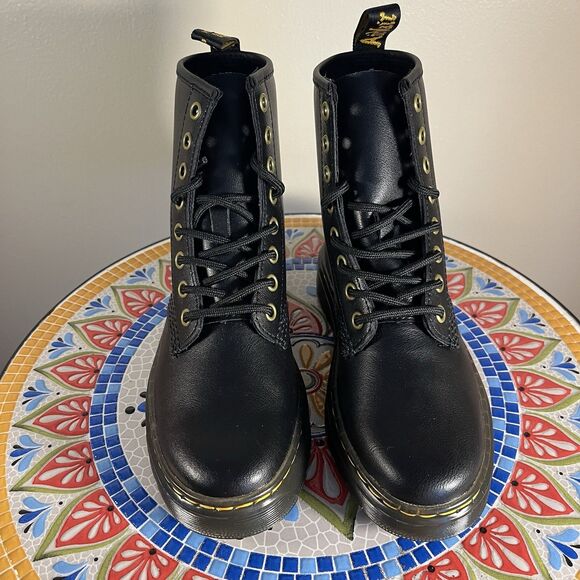 Dr. Doc Martens Zavala Women's Size 5 Combat Boots Black Leather 8-Eye AW004 NEW - Picture 3 of 9